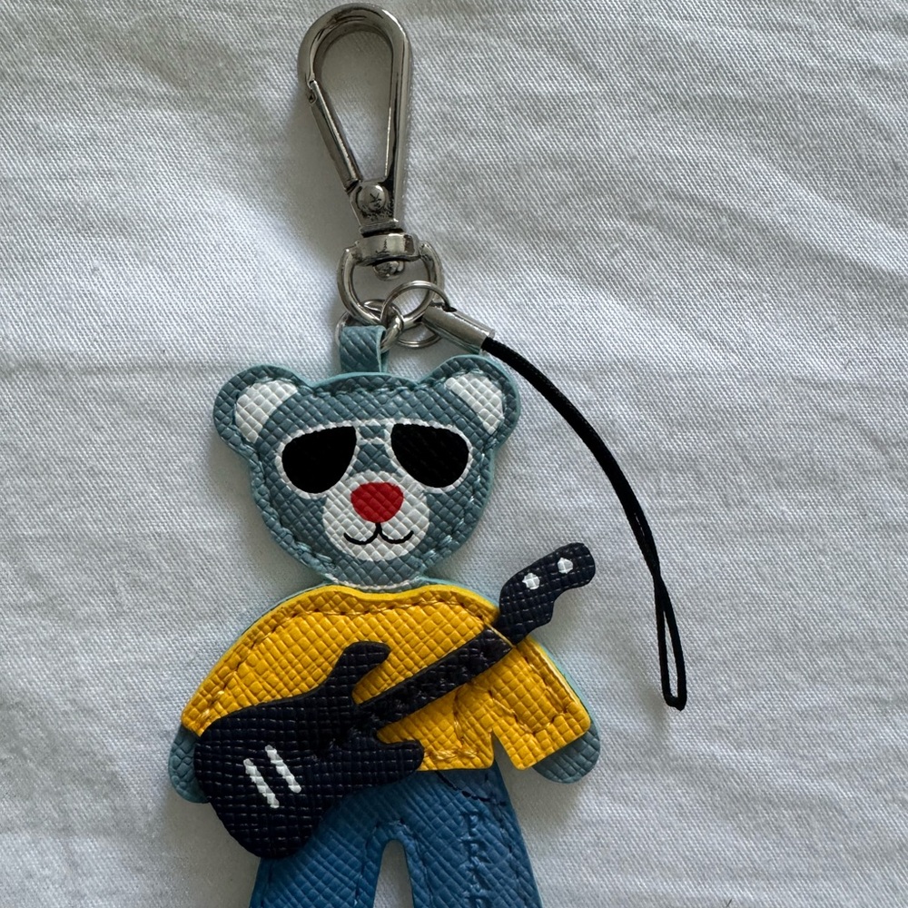 Prada adorable key chain new condition never used - Picture 3 of 4